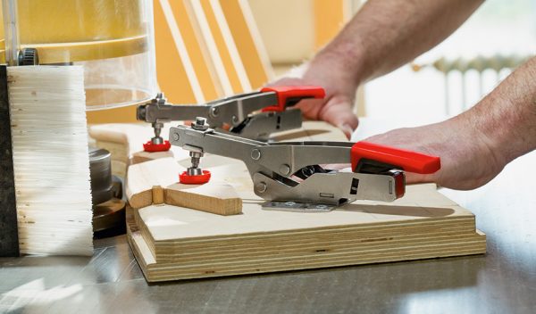 Bessey stega sa vodoravnim postoljem STC-HH70SB