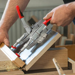 Bessey stega za vodoravno stezanje s postoljem STC-IHH25